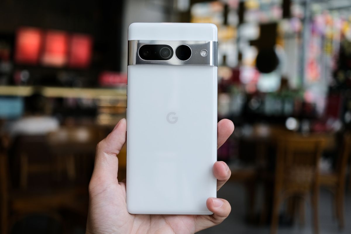 Google Pixel 7 Pro Smartphone Review